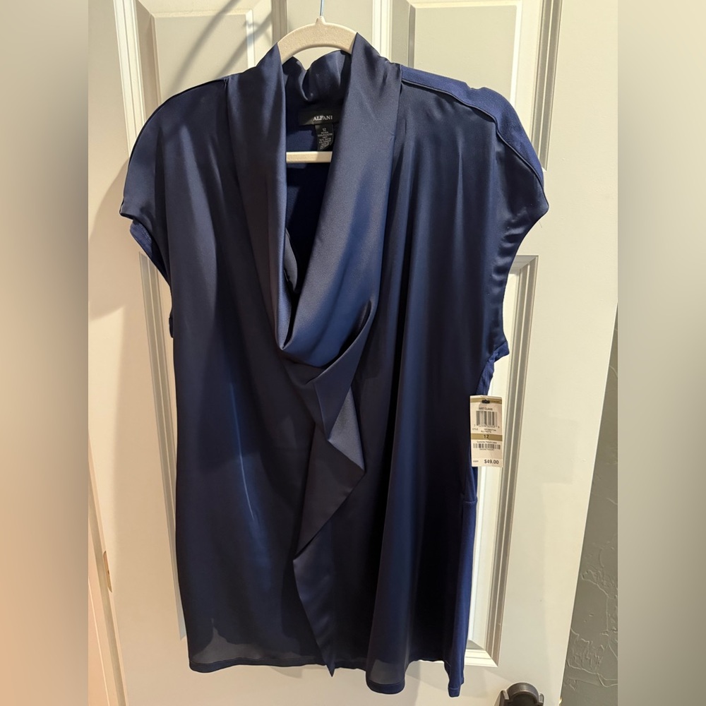 Alfani navy blouse